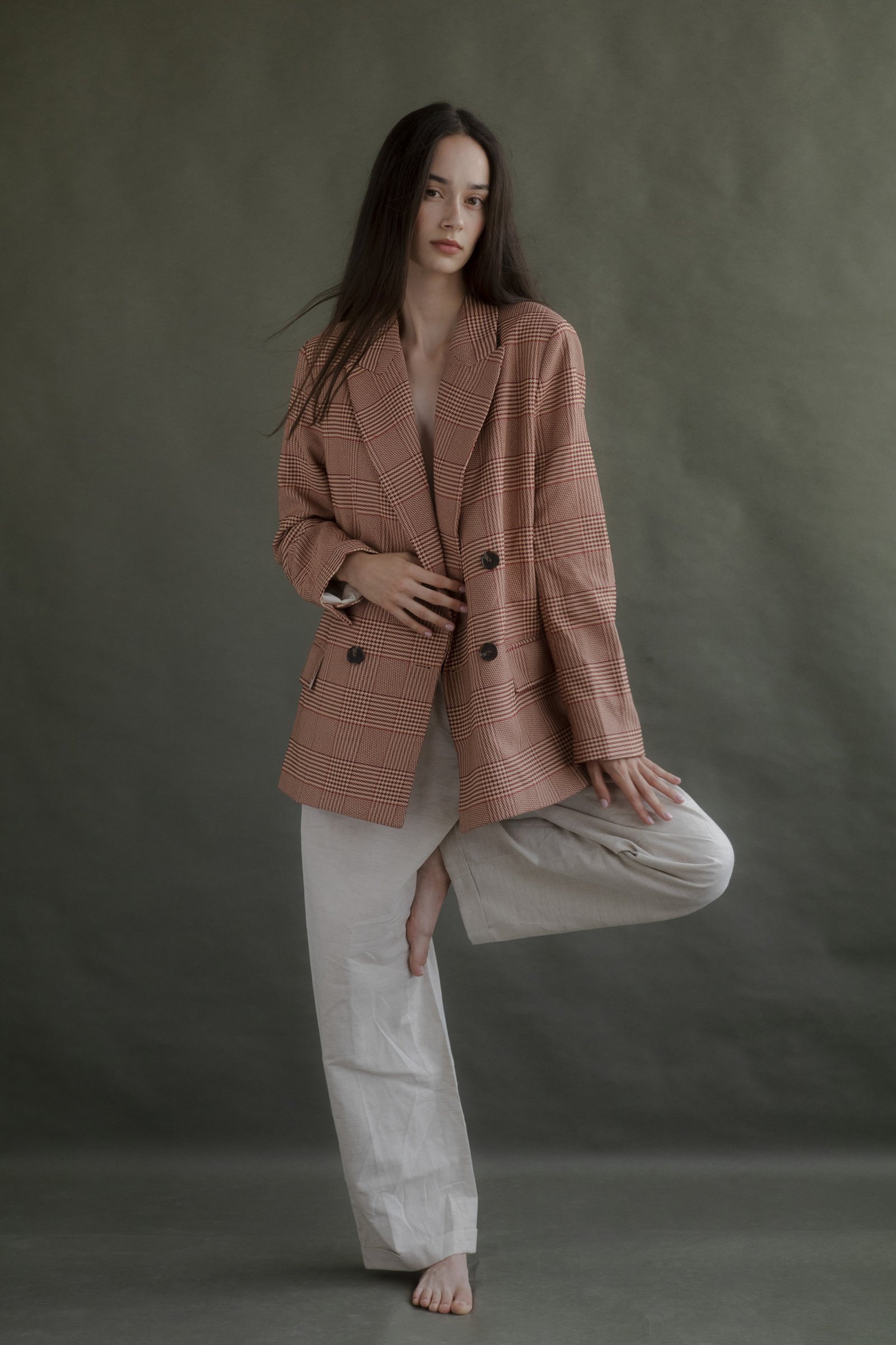 Model feed image