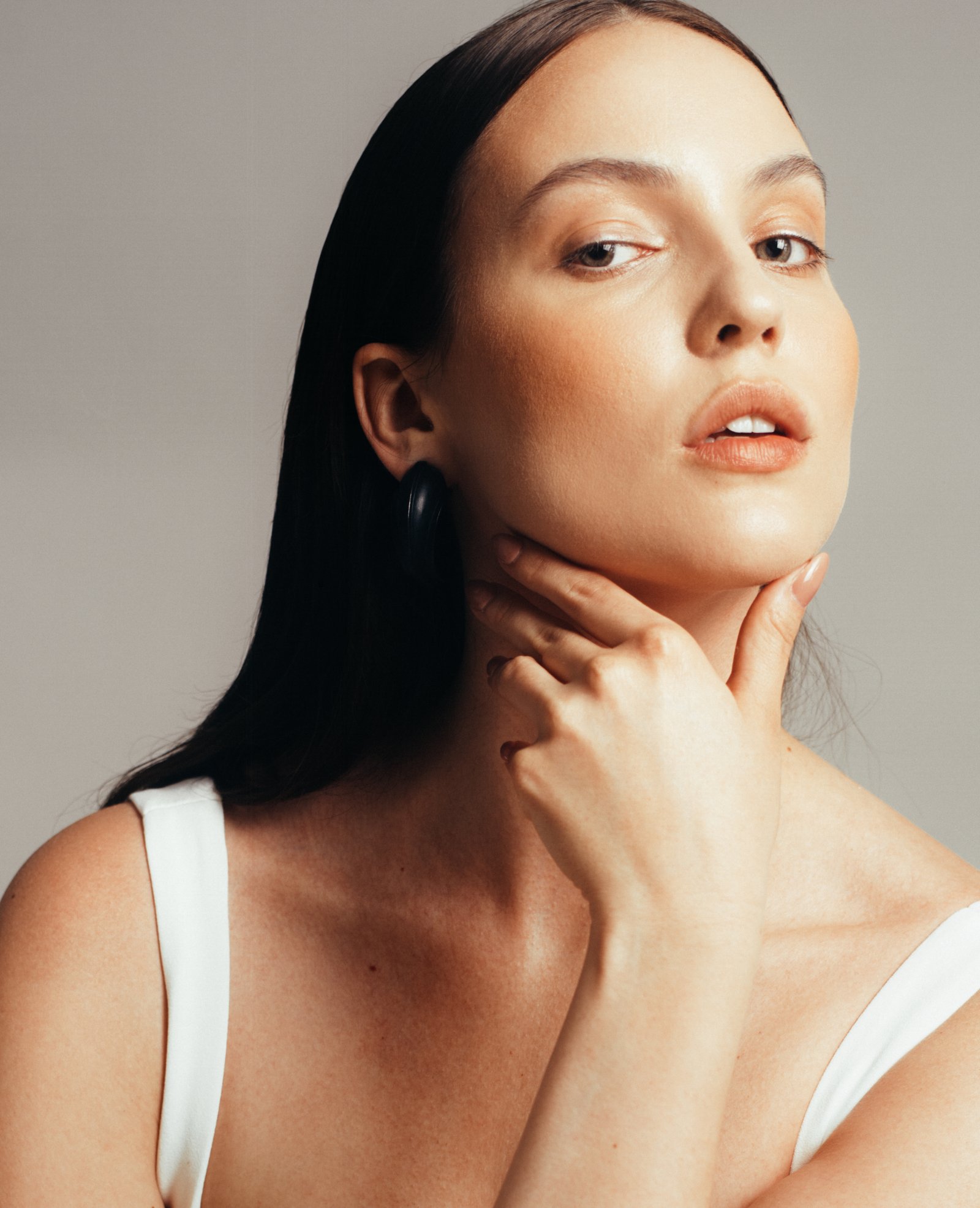 Model feed image
